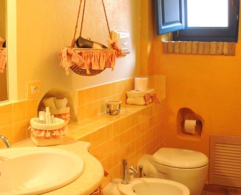 Sardinia Holiday Rental Casa Teulada 3 | Bathroom View